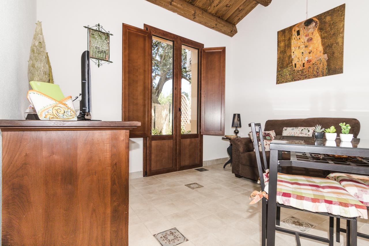 Abbraccio Del Carrubo Bed & Breakfast Scicli Exterior photo